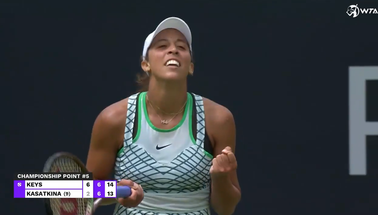 及大量游客 及大量游客