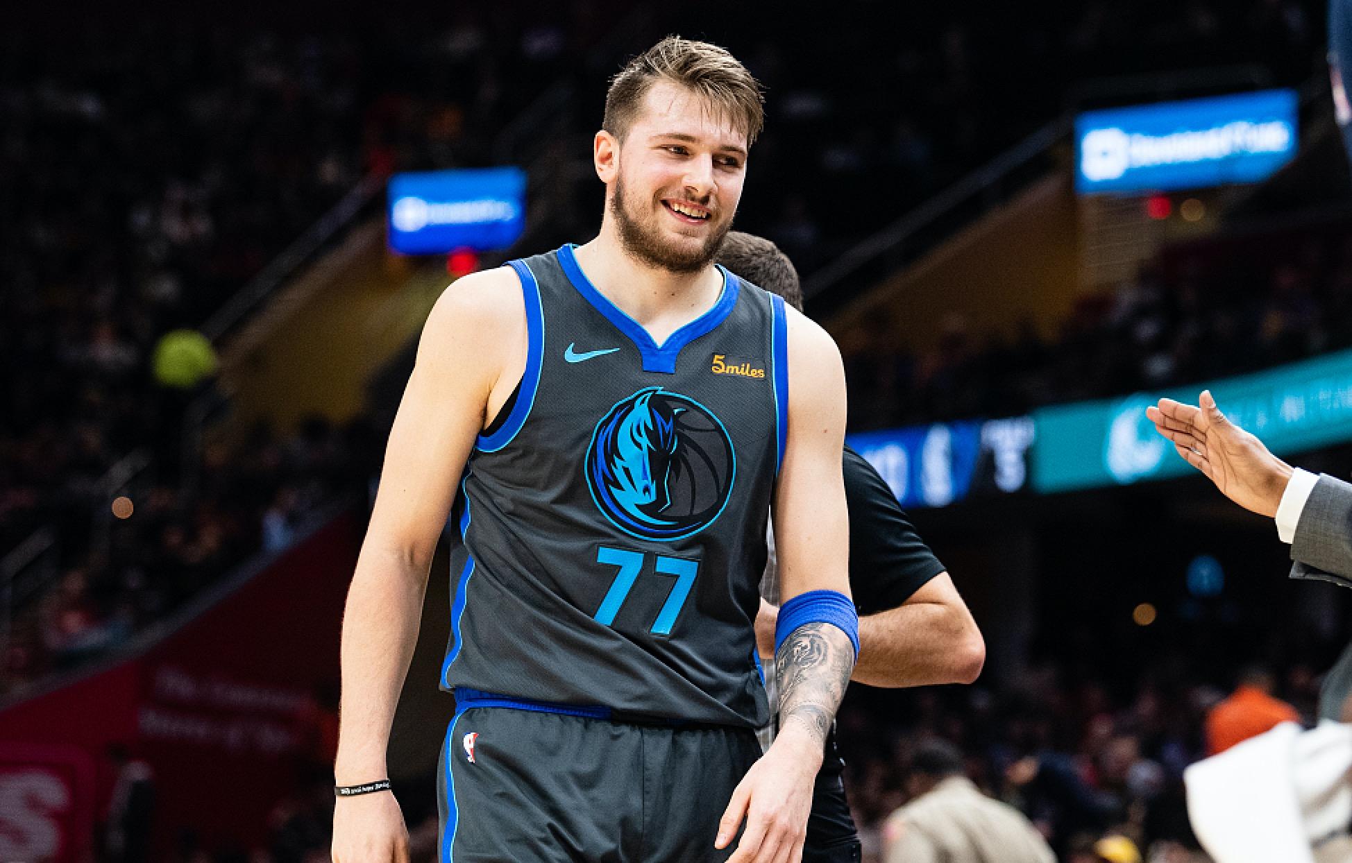 虛擬世界中 虛擬世界中