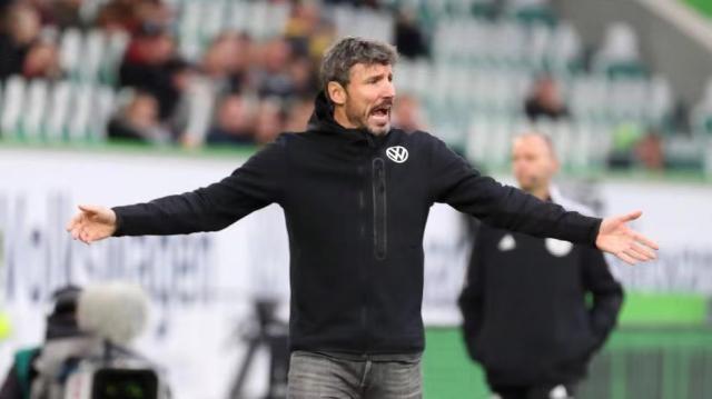 一个赛季再 一个赛季再