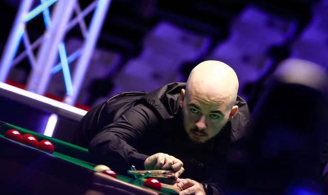 他在瑞士家 他在瑞士家